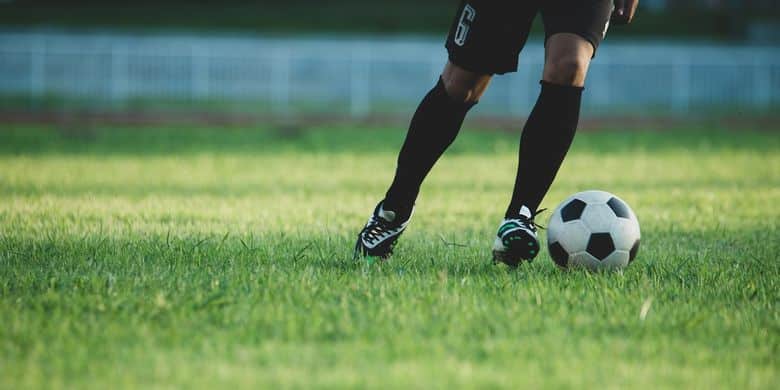 Asal-Usul Sepak Bola: Olahraga Terpopuler di Dunia